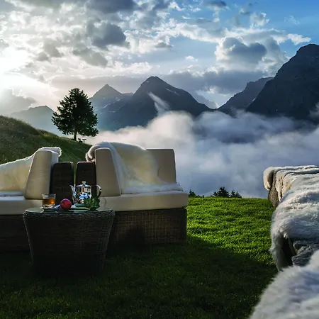 Kulm & Alpin ホテル 5*