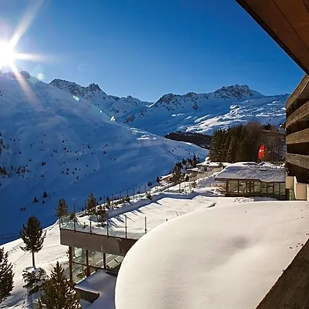 Kulm & Alpin Hotel 5*
