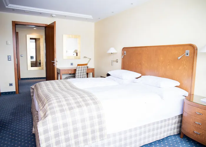 Kulm & Alpin アローザ