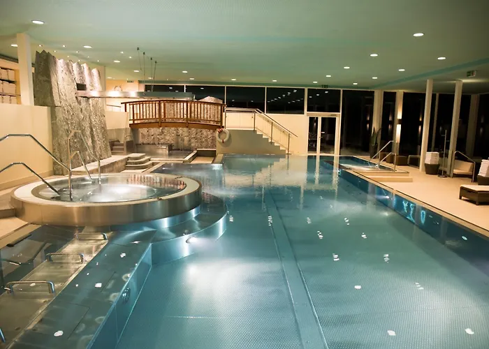 Kulm & Alpin ホテル アローザ