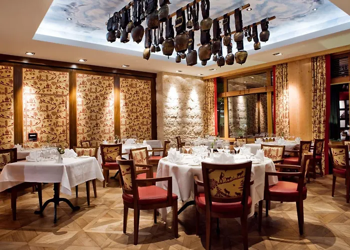 Kulm & Alpin ホテル アローザ